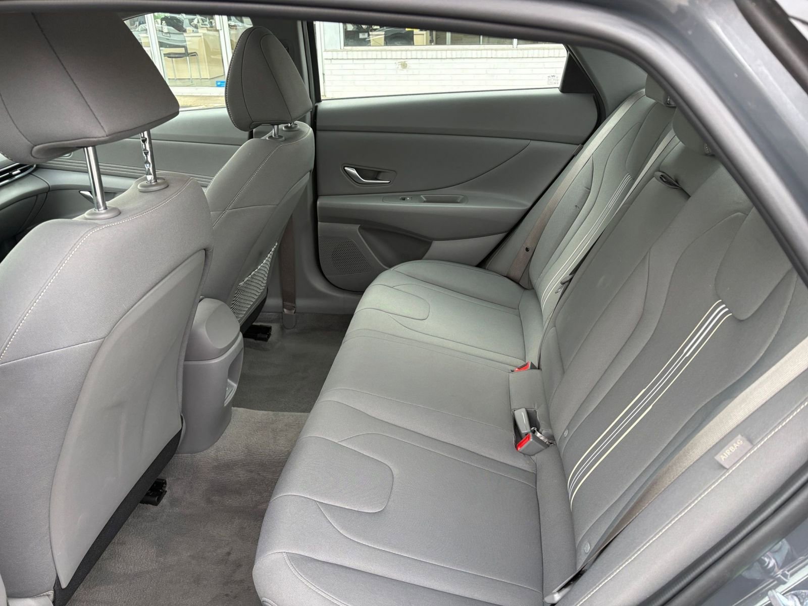 Used 2025 Hyundai Elantra SEL image 29