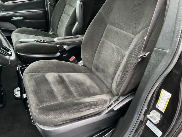 Used 2016 Dodge Grand Caravan SE FWD image 14