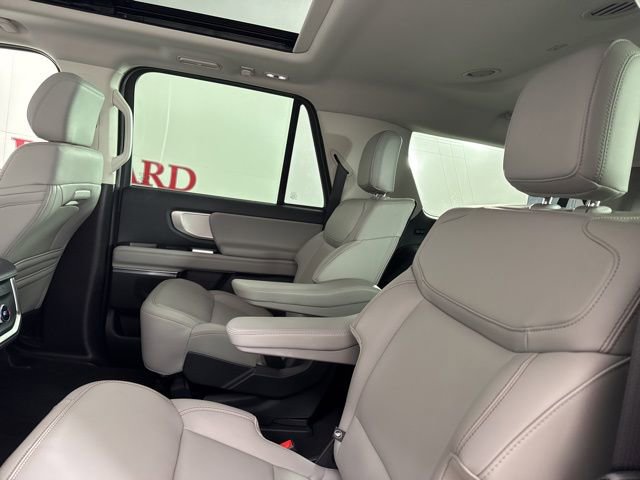 New 2025 Ford Expedition Max Active image 17