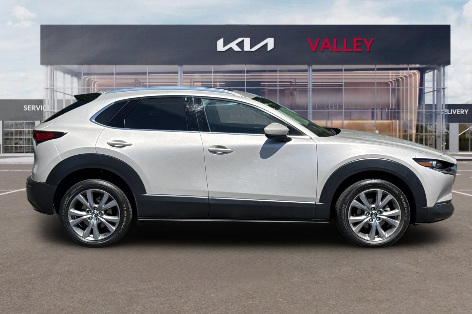 Used 2023 MAZDA CX-30 AWD 2.5 S w/ Premium Package image 3
