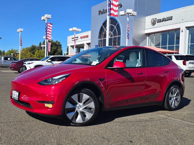 Used 2022 Tesla Model Y Long Range AWD/4WD image 3