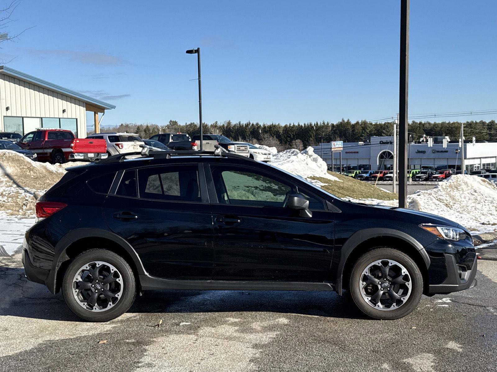 Used 2022 Subaru Crosstrek 2.0i image 5