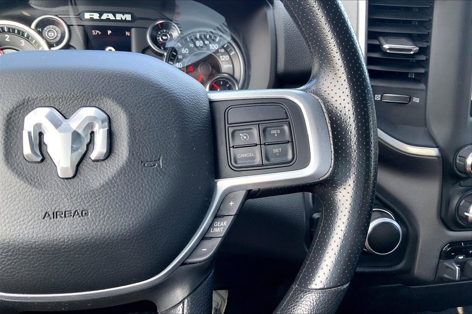 Certified 2022 RAM 2500 Big Horn w/ Snow Chief Group image 23