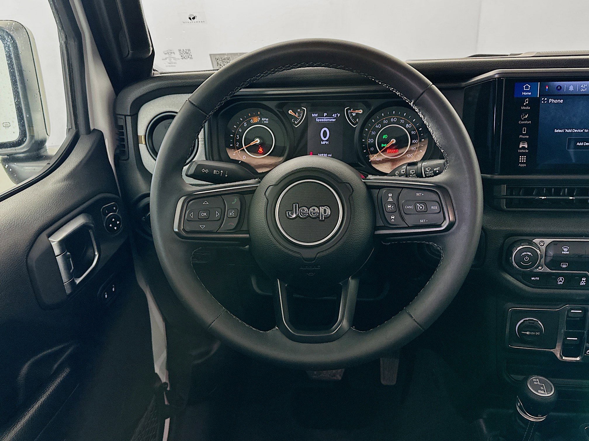 Used 2025 Jeep Wrangler Sport S image 17