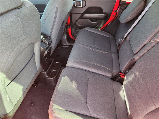 Certified 2025 Jeep Wrangler Sahara image 39