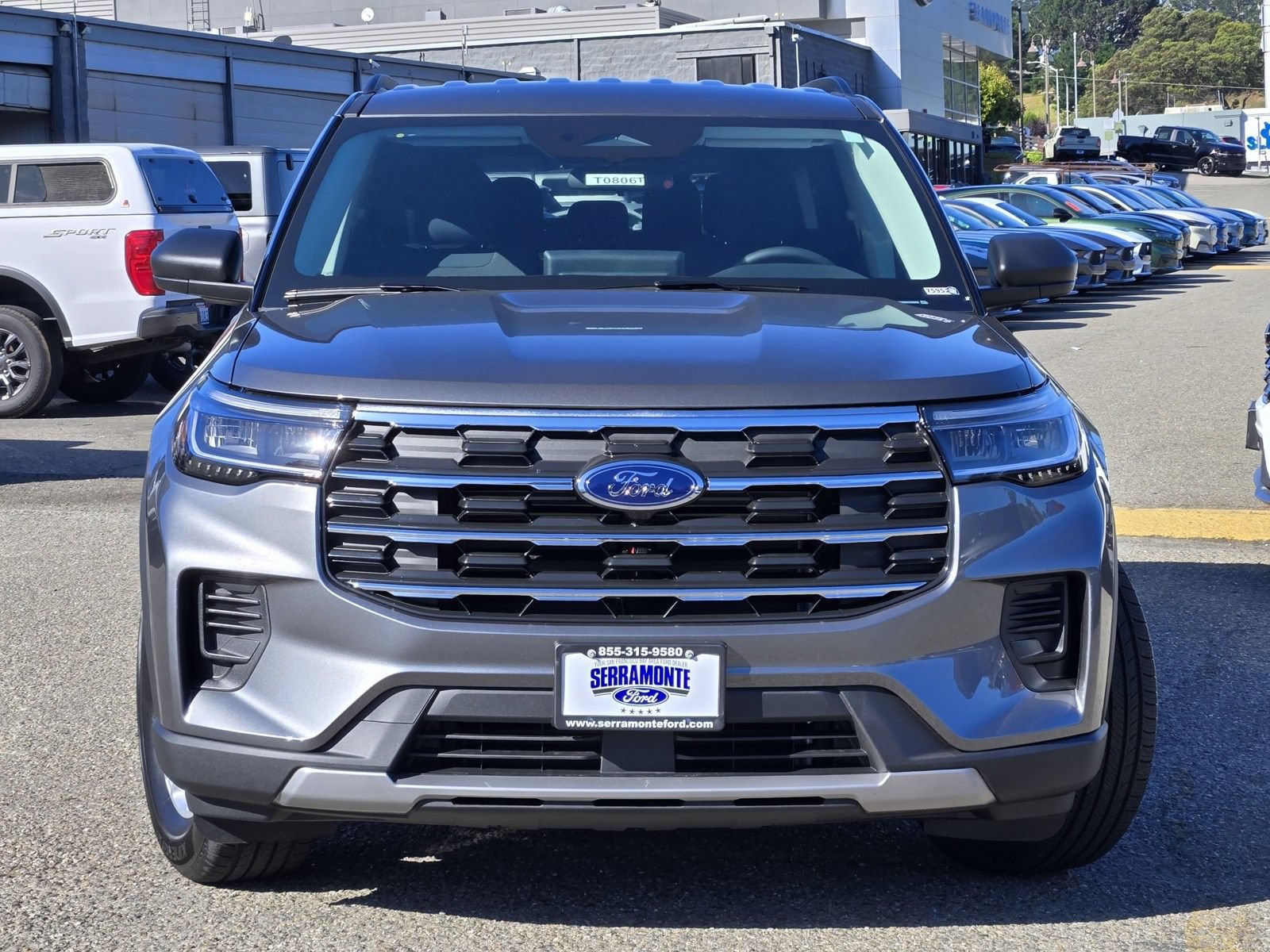 New 2026 Ford Explorer Active AWD/4WD image 3