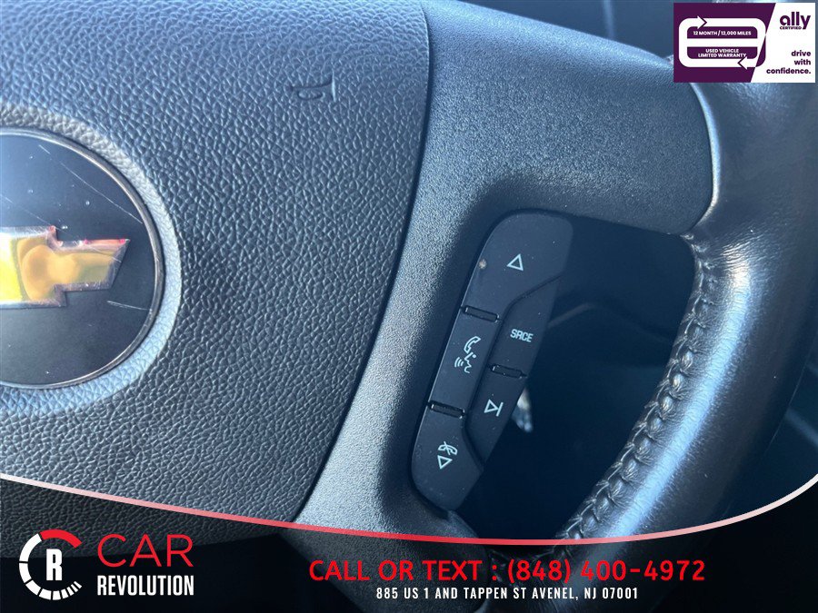 Used 2022 Chevrolet Express 2500 w/ Driver Convenience Package RWD image 18