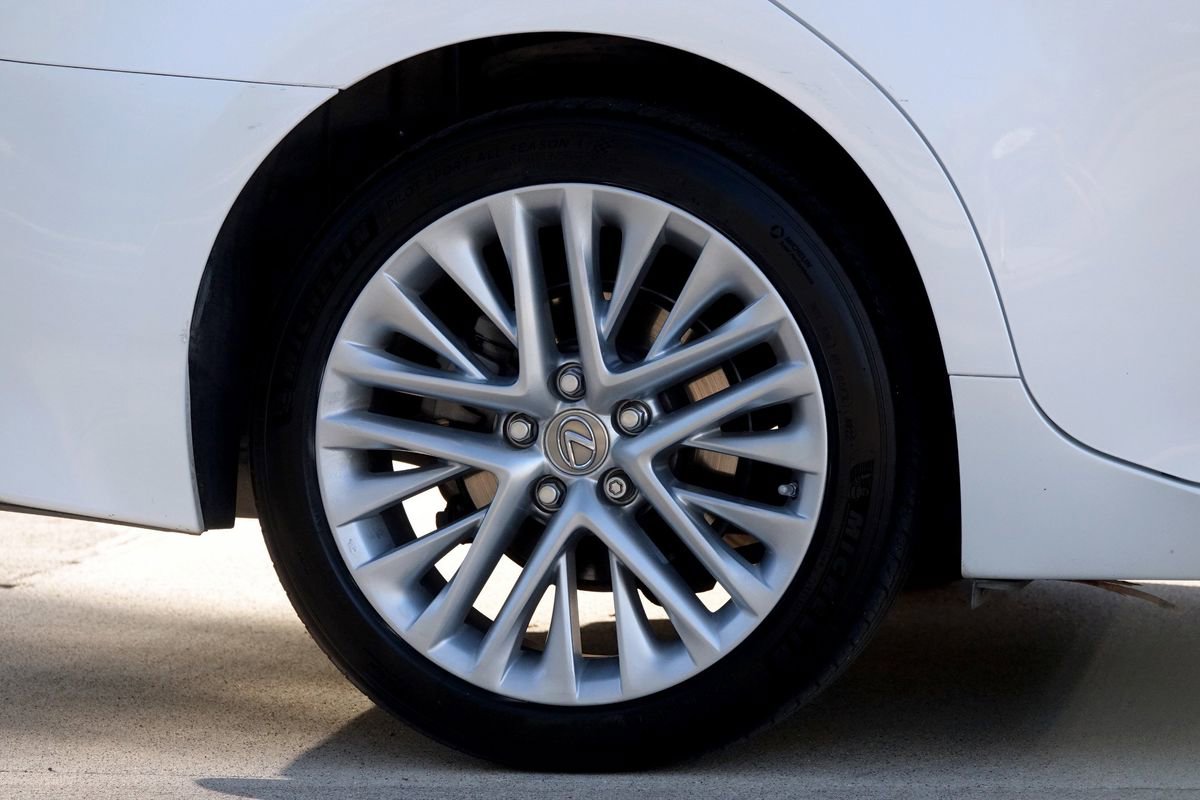 Used 2014 Lexus ES 350 image 29