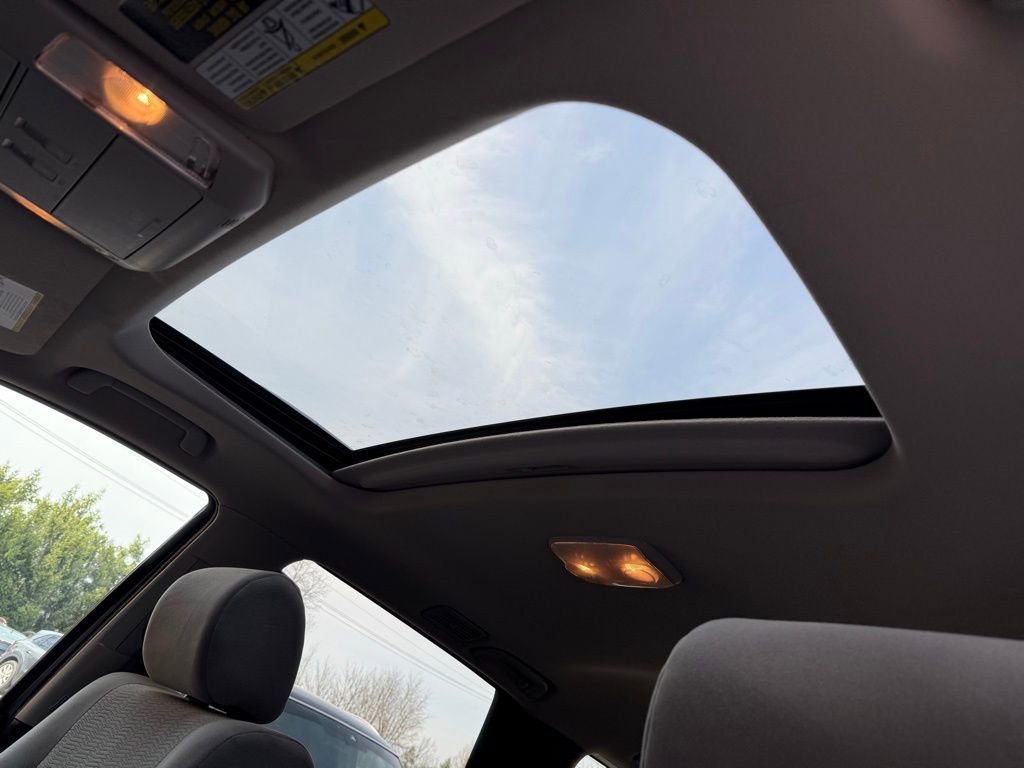 Used 2019 Toyota Sequoia SR5 AWD/4WD image 13