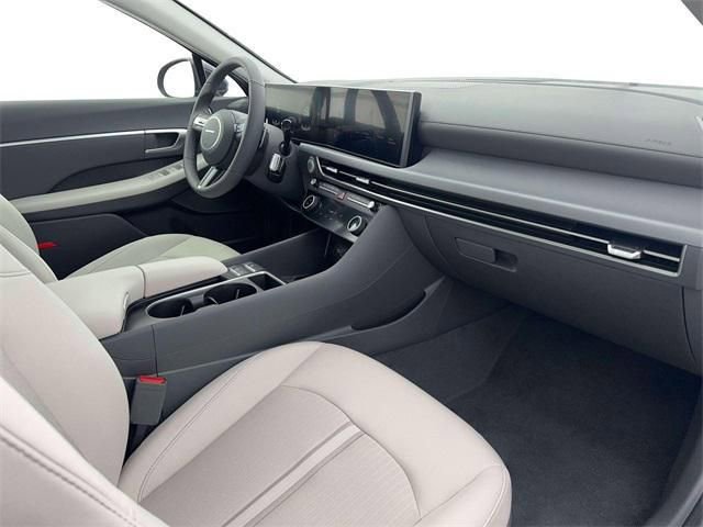 New 2026 Hyundai Sonata SEL AWD/4WD image 15
