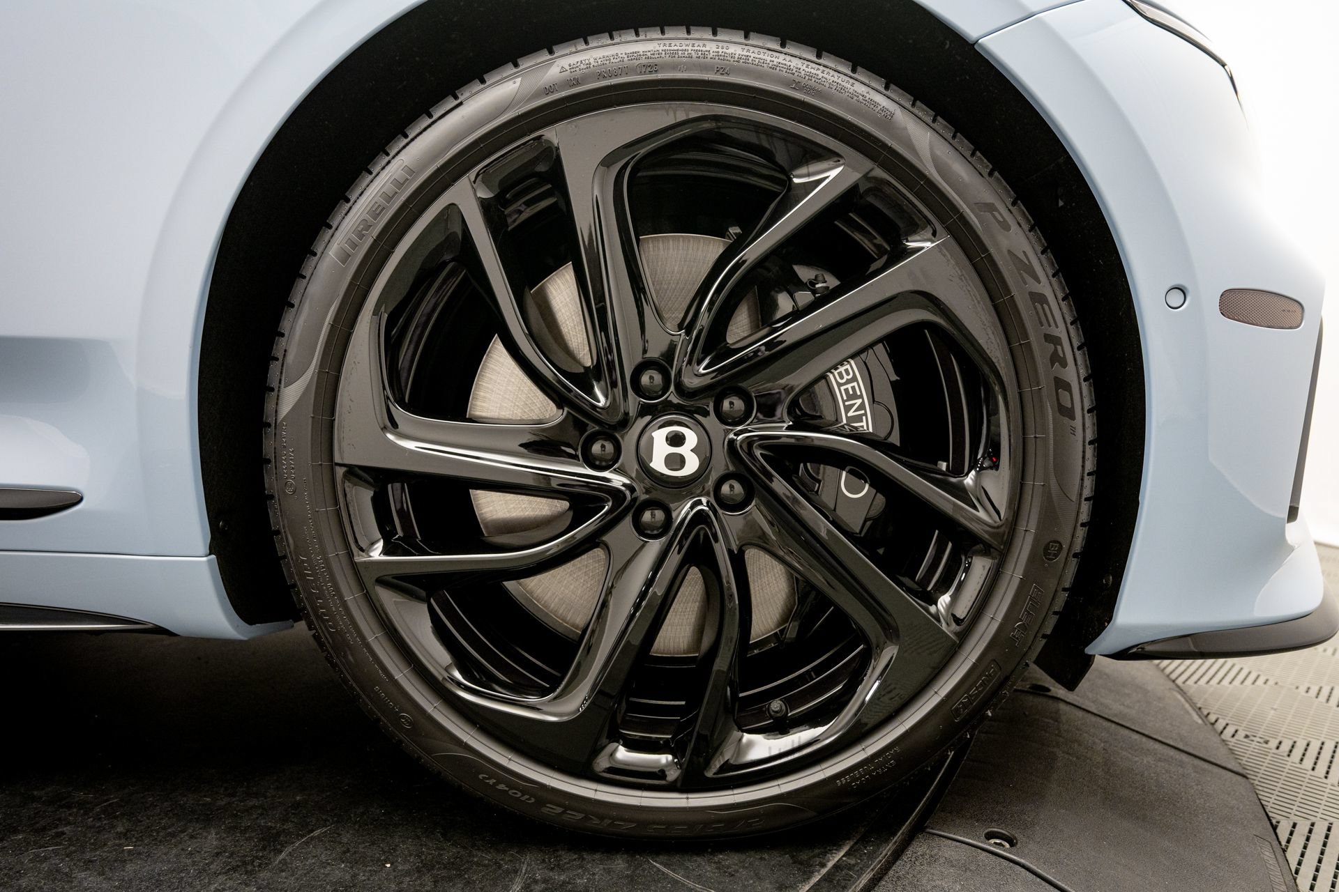 New 2026 Bentley Continental GT AWD/4WD image 43