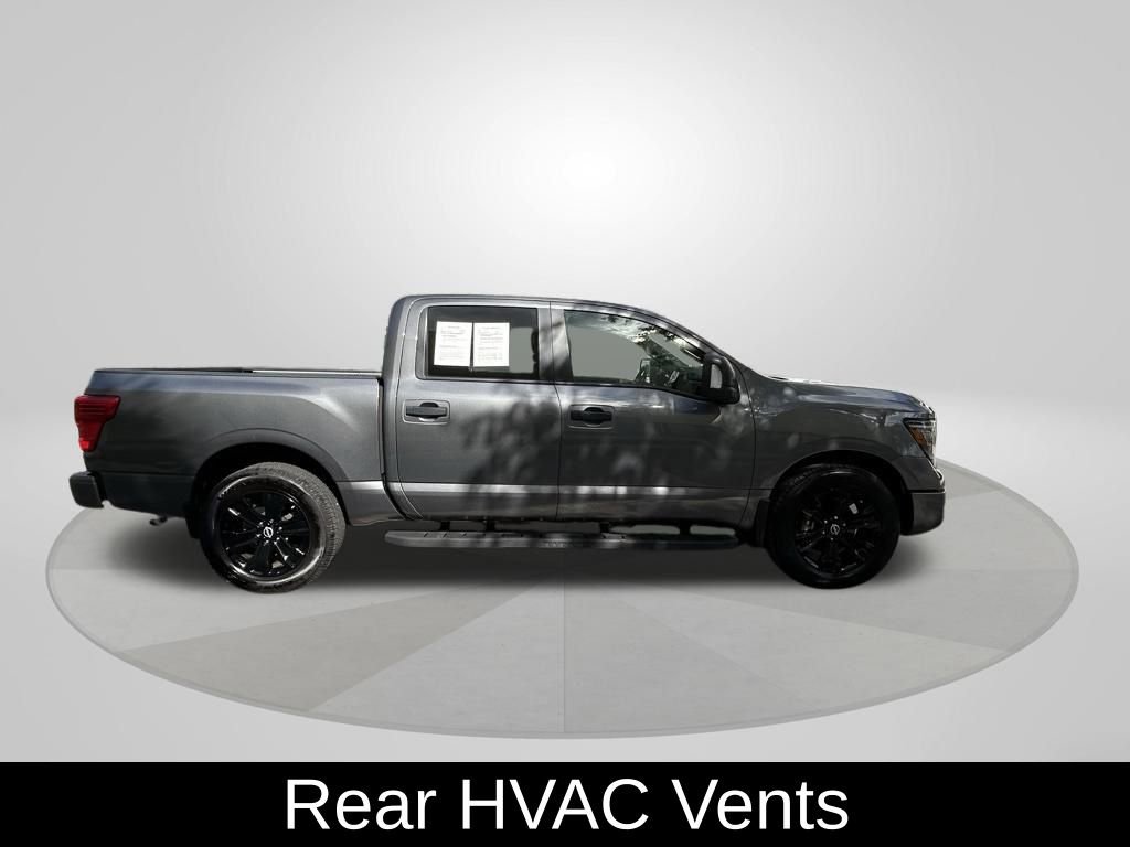 Used 2023 Nissan Titan SV w/ SV Convenience Package image 8