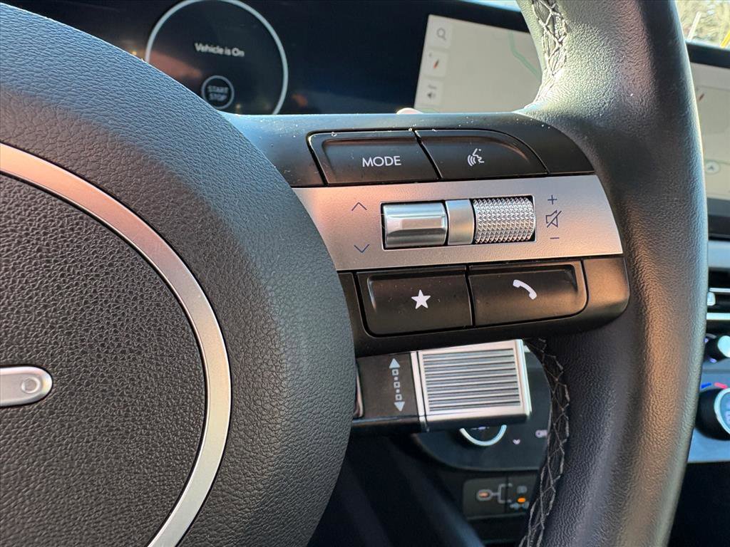 Certified 2024 Hyundai Sonata SEL w/ Convenience Package image 12