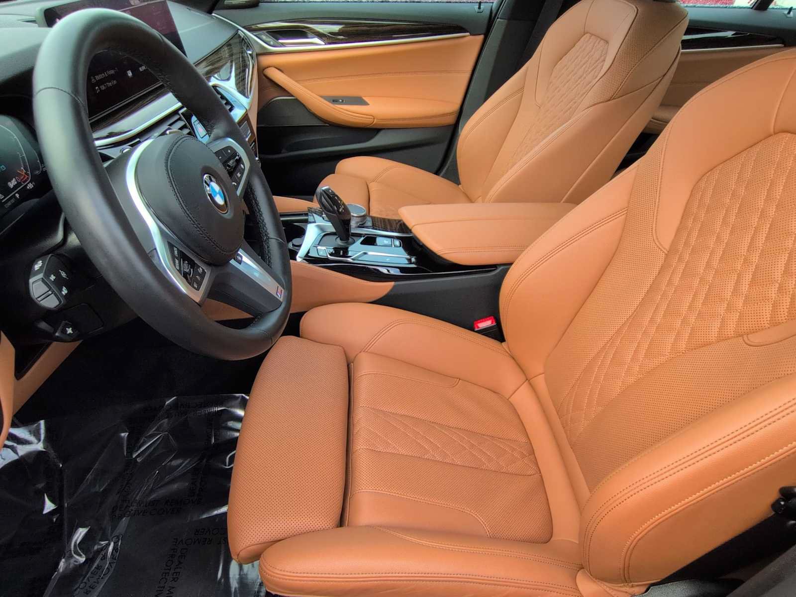 Used 2022 BMW 530i xDrive w/ M Sport Package AWD/4WD image 10