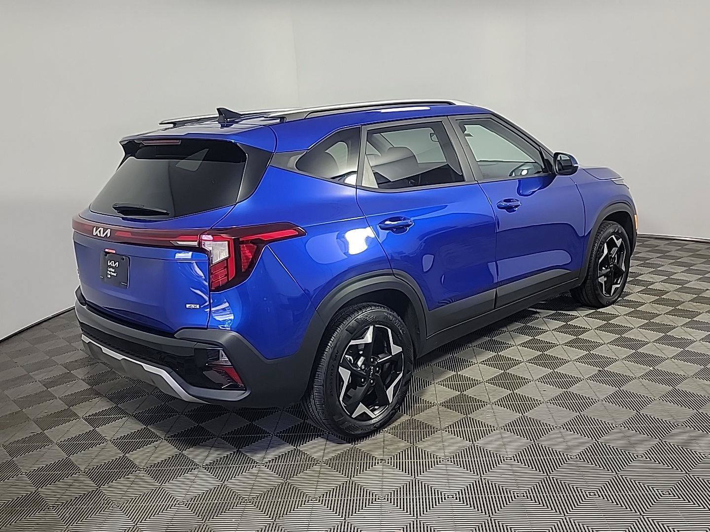 Used 2026 Kia Seltos S AWD/4WD image 4