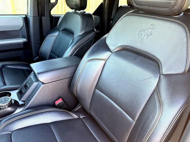 Used 2022 Ford Bronco Badlands image 10