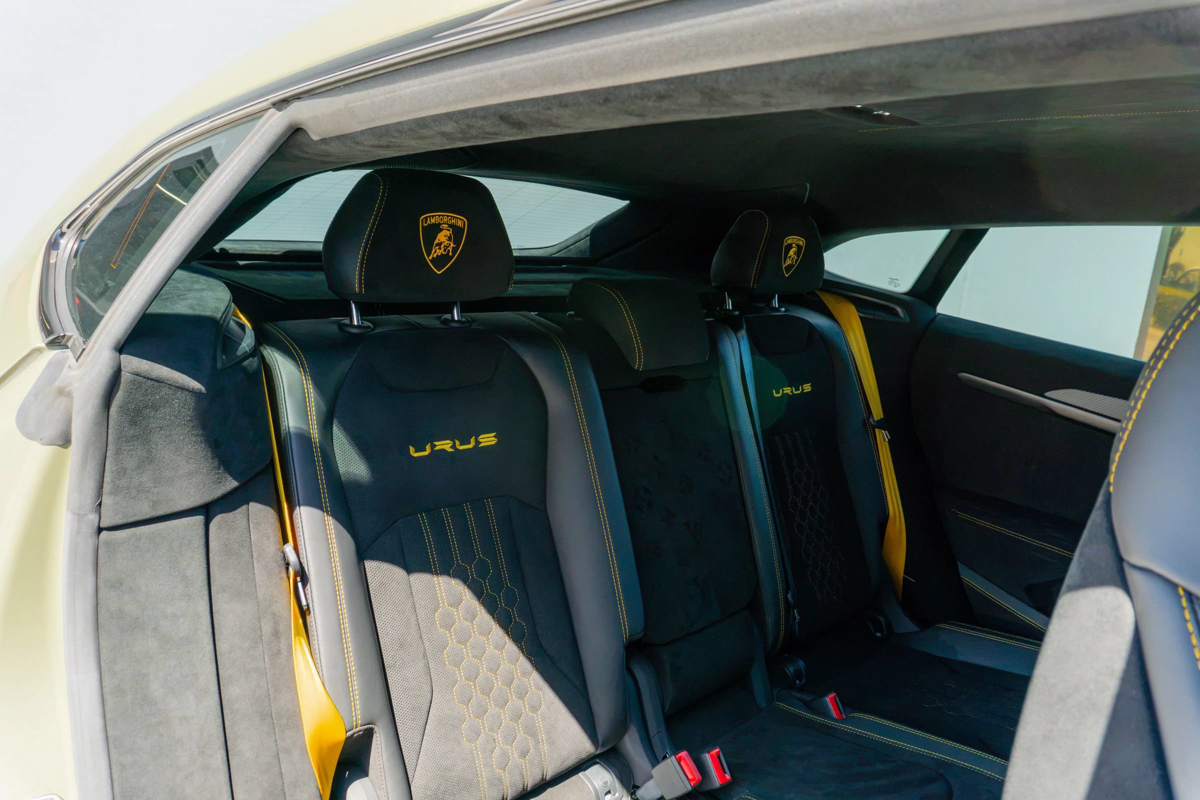 Used 2024 Lamborghini Urus Performante AWD/4WD image 15