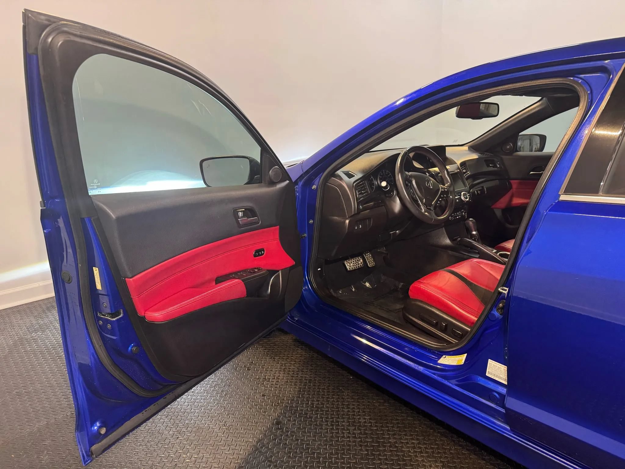 Used 2019 Acura ILX FWD image 8