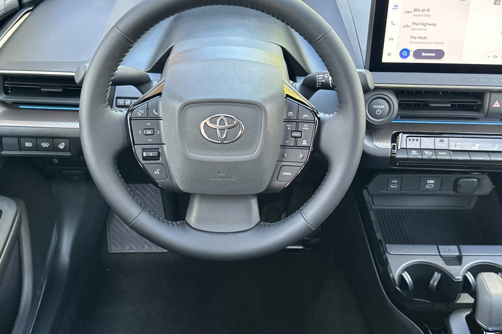 New 2027 Toyota Prius XLE FWD image 14