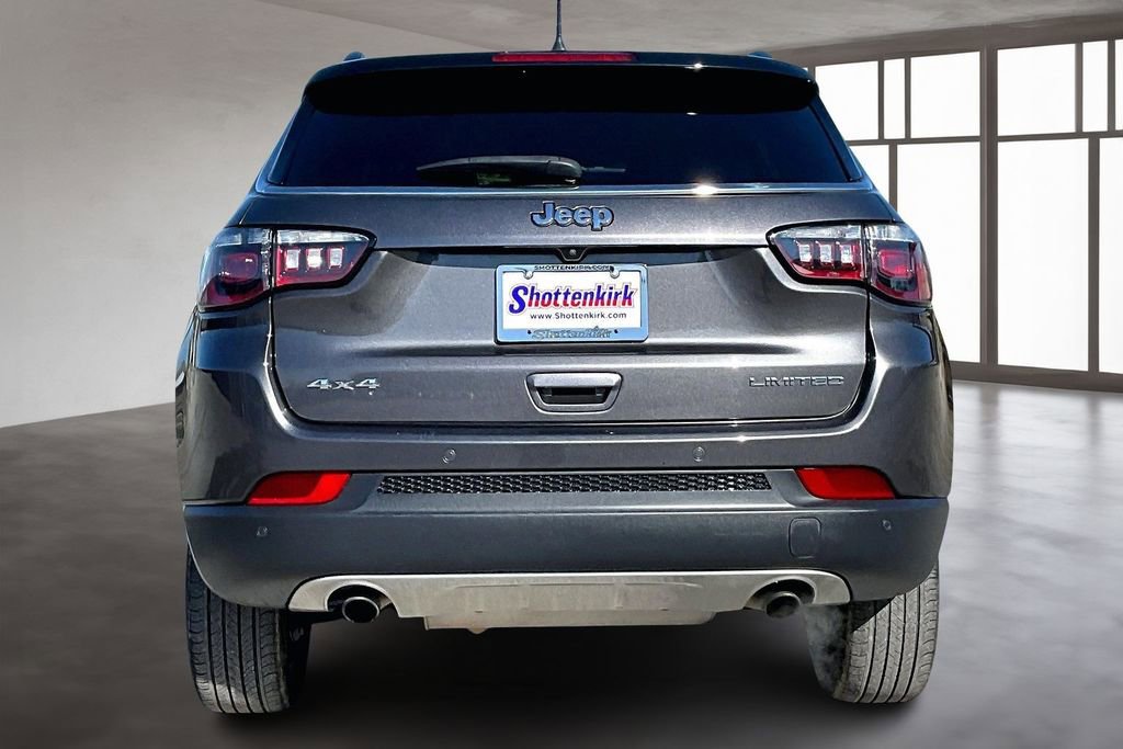 Used 2023 Jeep Compass Limited image 5