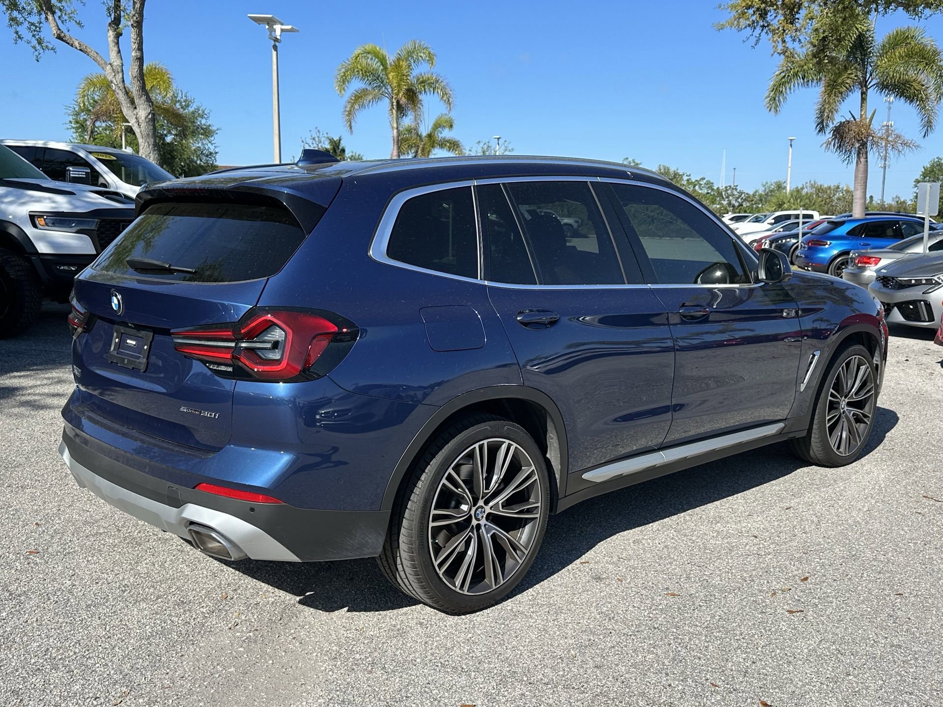 Used 2023 BMW X3 sDrive30i w/ Convenience Package image 4