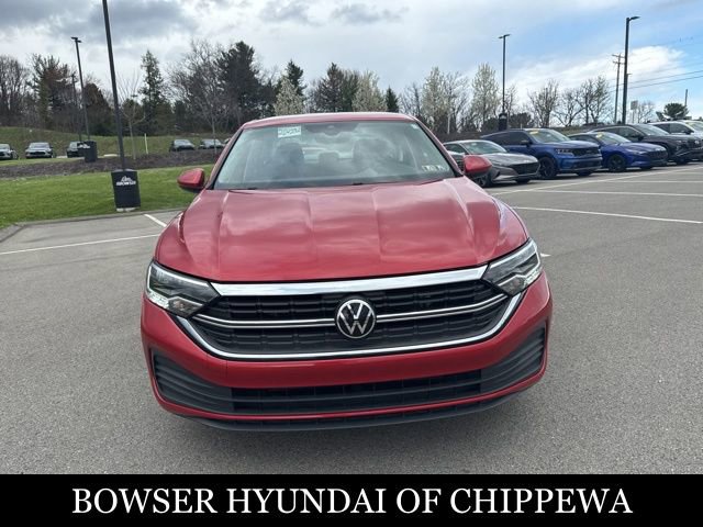 Used 2023 Volkswagen Jetta SE image 10