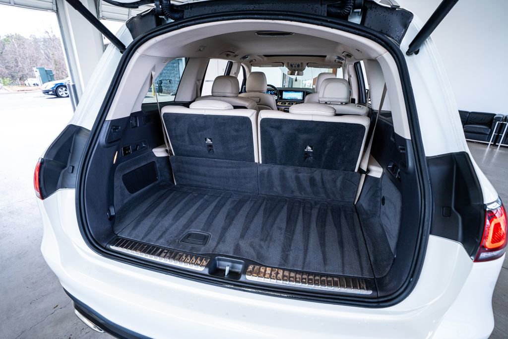 Used 2020 Mercedes-Benz GLS 580 4MATIC w/ E-Active Body Control Package image 63