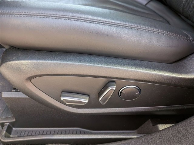 Used 2022 Lincoln Nautilus Reserve image 14