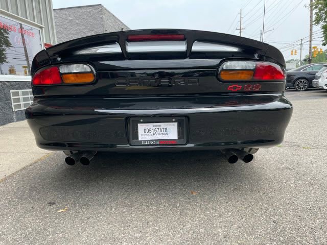 Used 2000 Chevrolet Camaro Z28 w/ SS Performance/Appearance Pkg RWD image 12