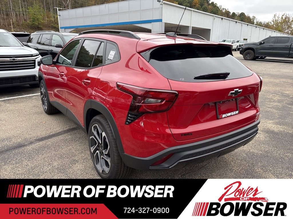 New 2026 Chevrolet Trax RS w/ Sunroof Package image 3