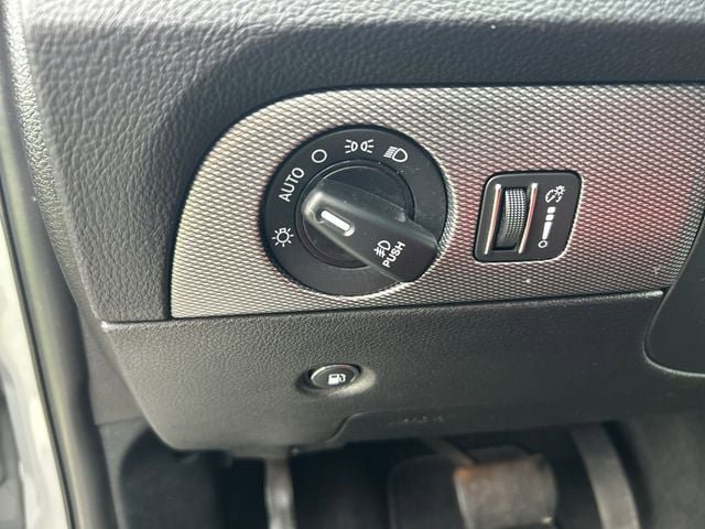 Used 2020 Dodge Durango R/T w/ Blacktop Package image 17