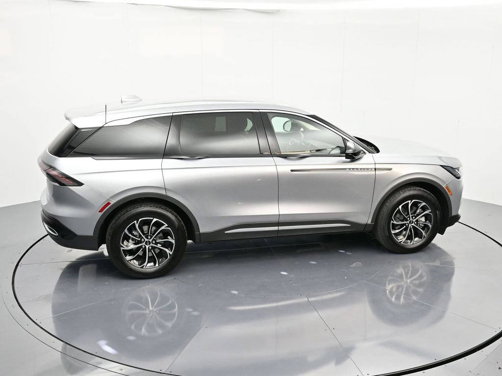 New 2026 Lincoln Nautilus Premier image 45