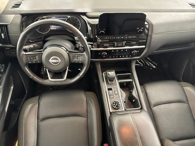 Used 2022 Nissan Pathfinder SL w/ SL Black Package AWD/4WD image 29