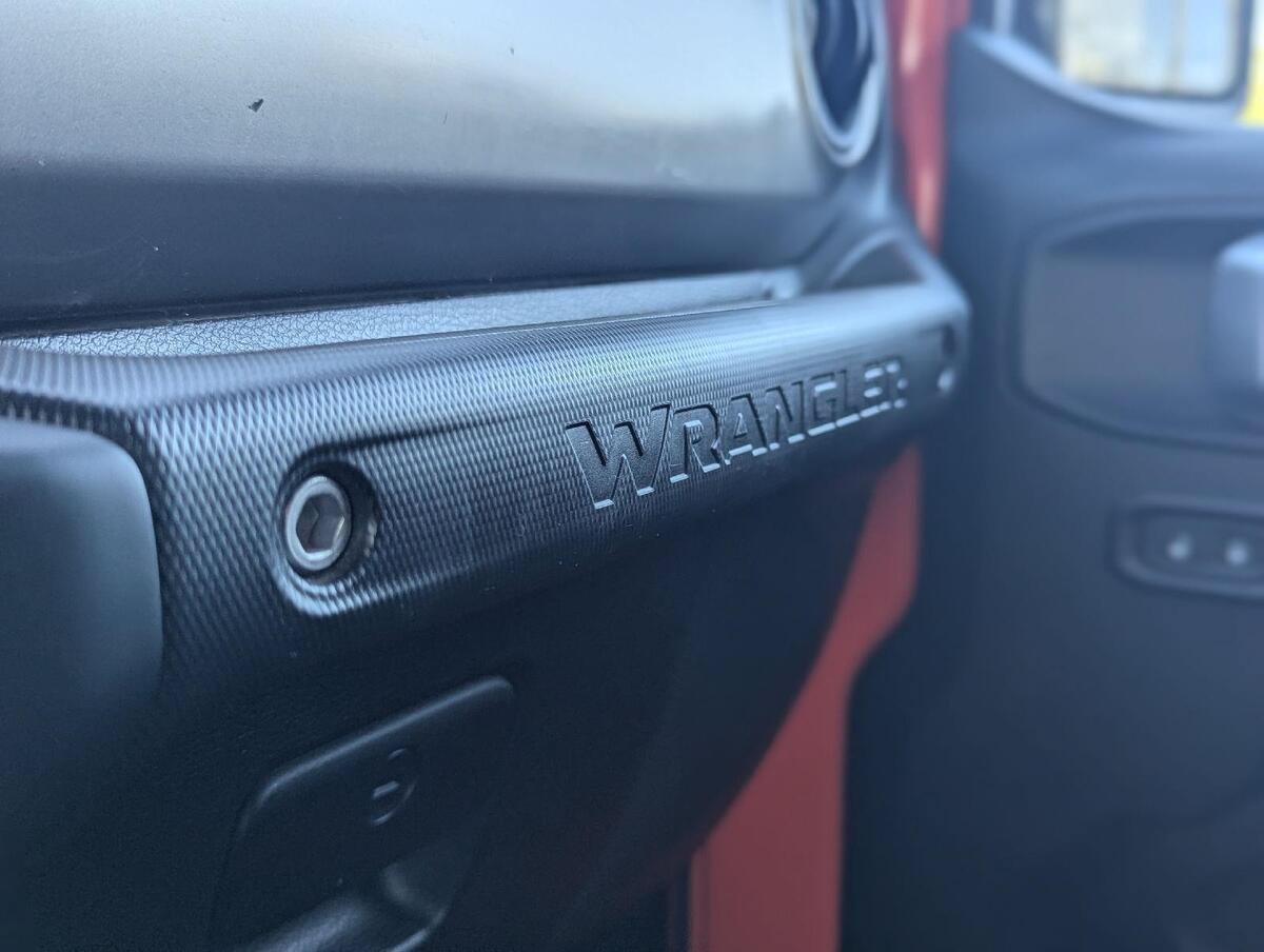 Used 2019 Jeep Wrangler Unlimited Sport S AWD/4WD image 29