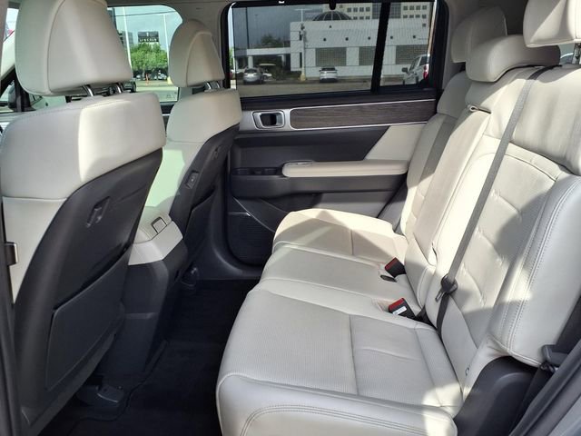 Used 2024 Hyundai Santa Fe Limited image 5