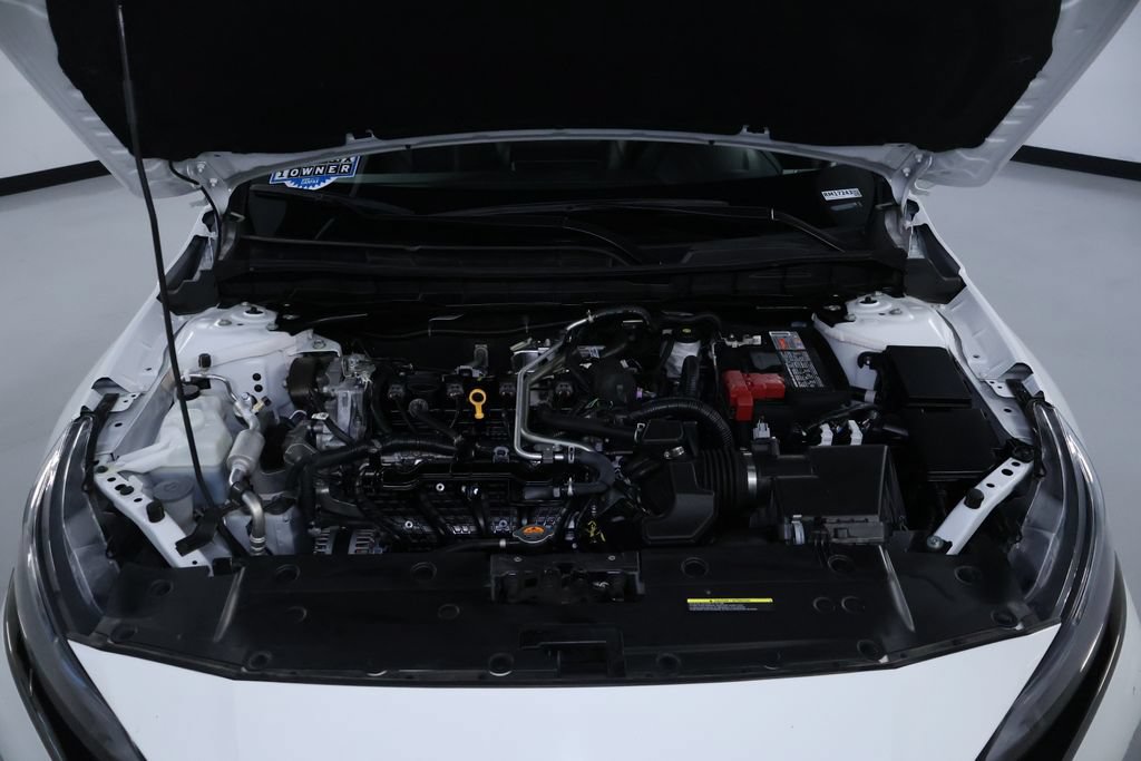 Used 2024 Nissan Altima 2.5 SR FWD image 34