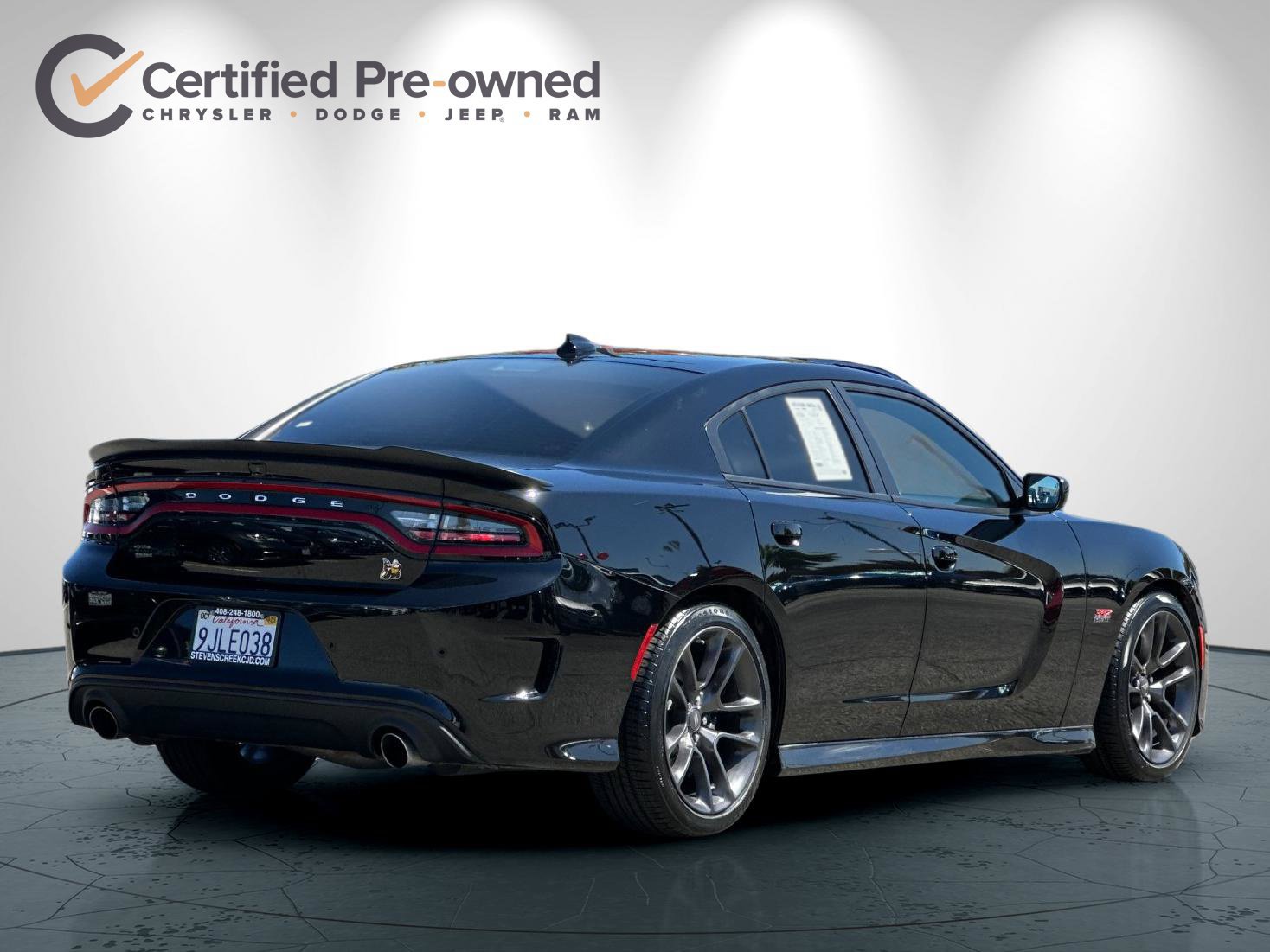 Certified 2023 Dodge Charger Scat Pack w/ Plus Group RWD image 4