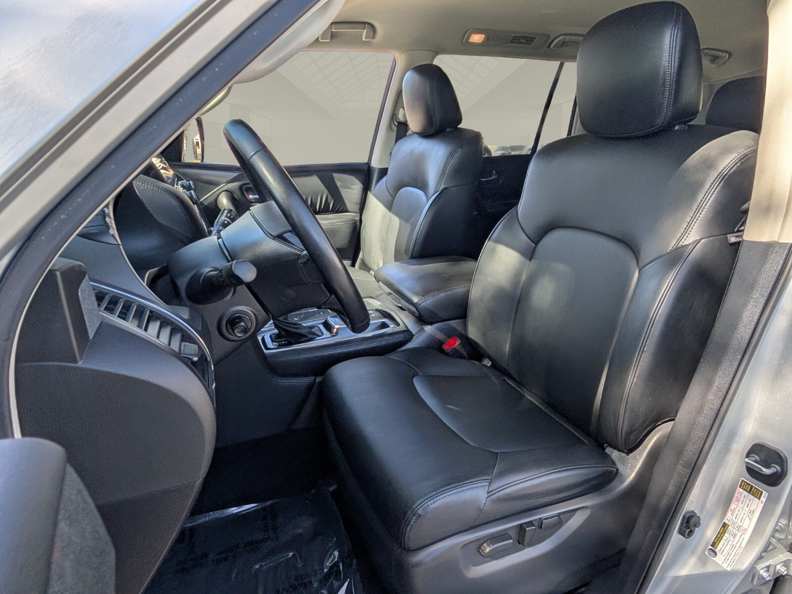 Certified 2024 Nissan Armada SV RWD image 9