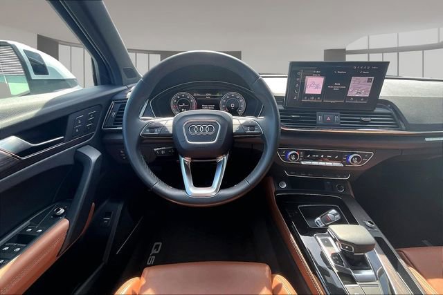 Used 2023 Audi Q5 2.0T Premium Plus w/ Premium Plus Package AWD/4WD image 8