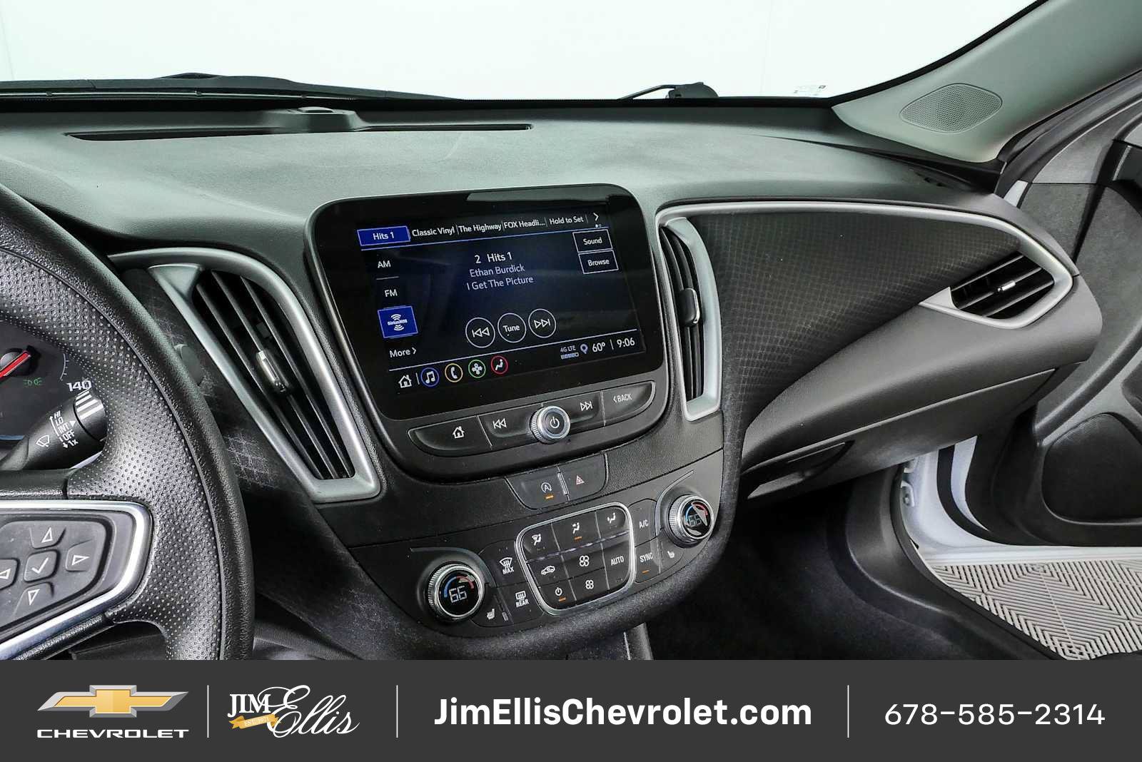 Certified 2024 Chevrolet Malibu LT FWD image 12