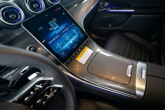 New 2025 Mercedes-Benz GLC 350e 4MATIC image 21