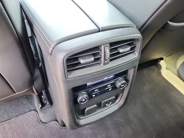 Used 2020 Buick Envision Essence FWD image 17