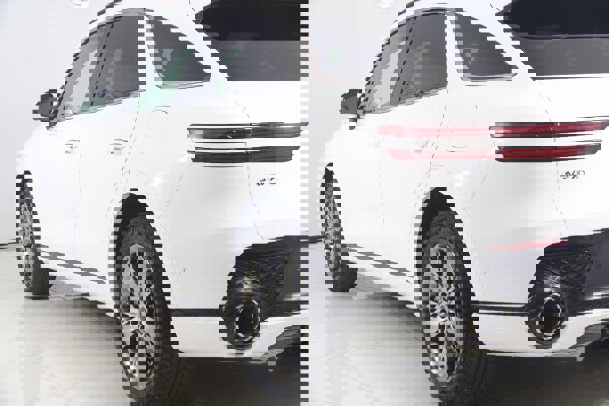 Used 2022 Genesis GV70 3.5T Sport w/ Sport Advanced Package image 27