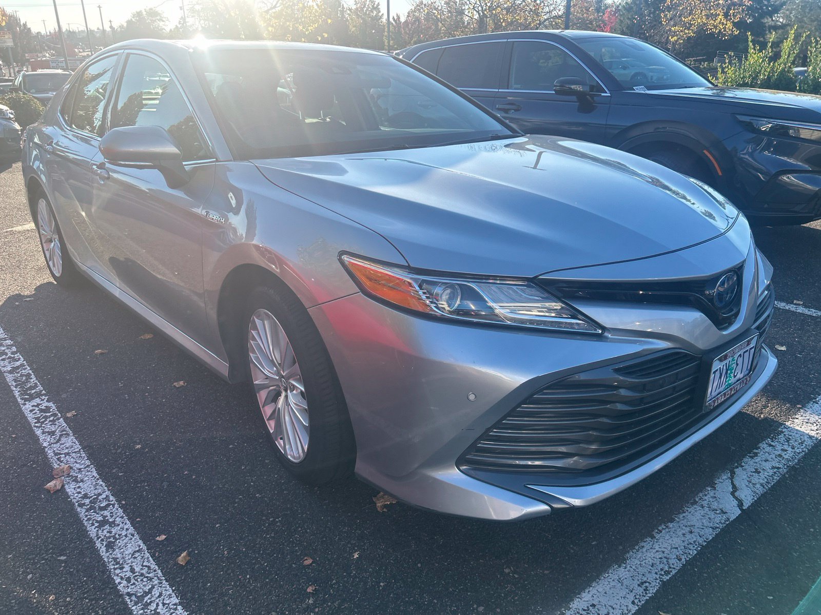 Used 2018 Toyota Camry XLE w/ Audio Package FWD image 2