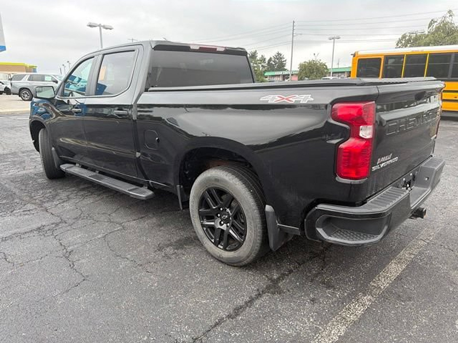 Used 2024 Chevrolet Silverado 1500 Custom AWD/4WD image 10