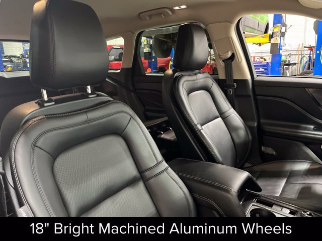 Certified 2023 Lincoln Corsair AWD w/ Equipment Group 101A image 43