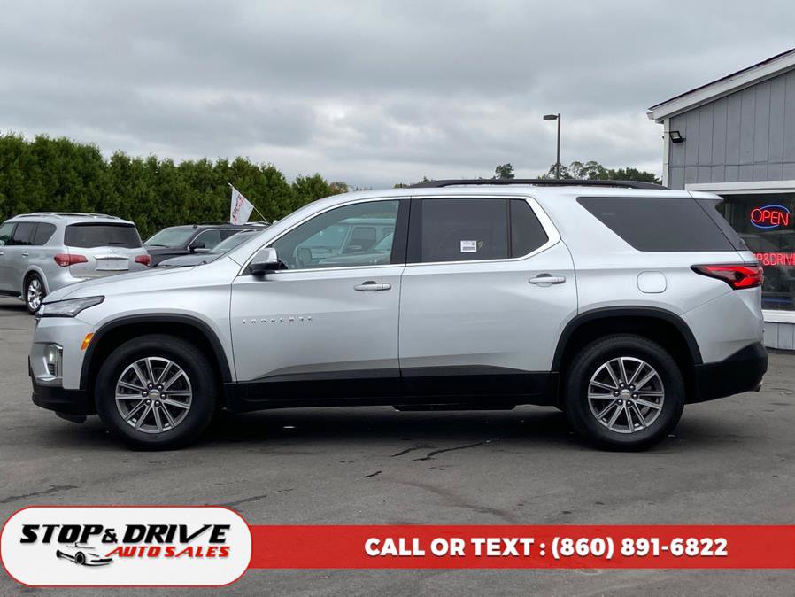 Used 2022 Chevrolet Traverse LT w/ LPO, Floor Liner Package image 2