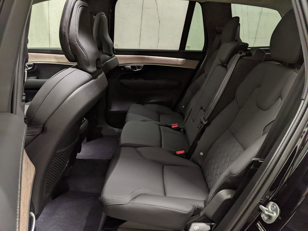 New 2026 Volvo XC90 B6 Plus w/ Protection Package Premier image 23