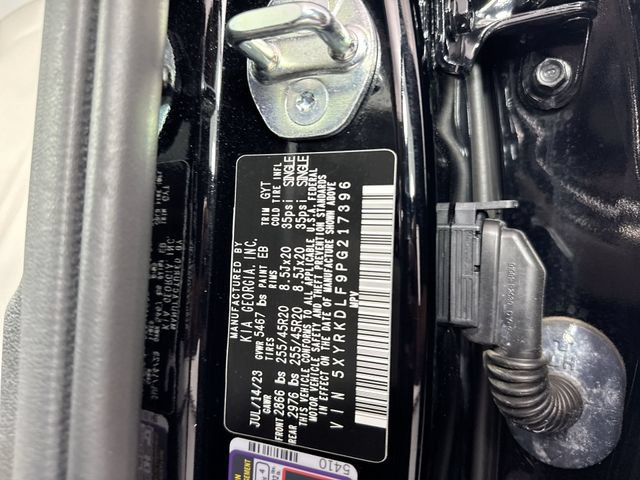 Used 2023 Kia Sorento SX AWD/4WD image 39