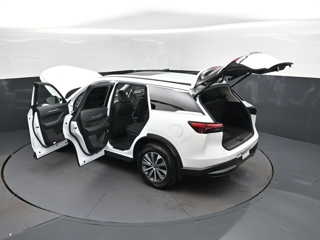 Certified 2026 INFINITI QX60 Pure w/ Cargo Package FWD image 2